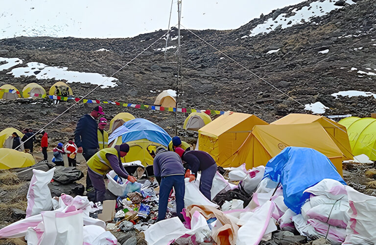 Cleaning everest
