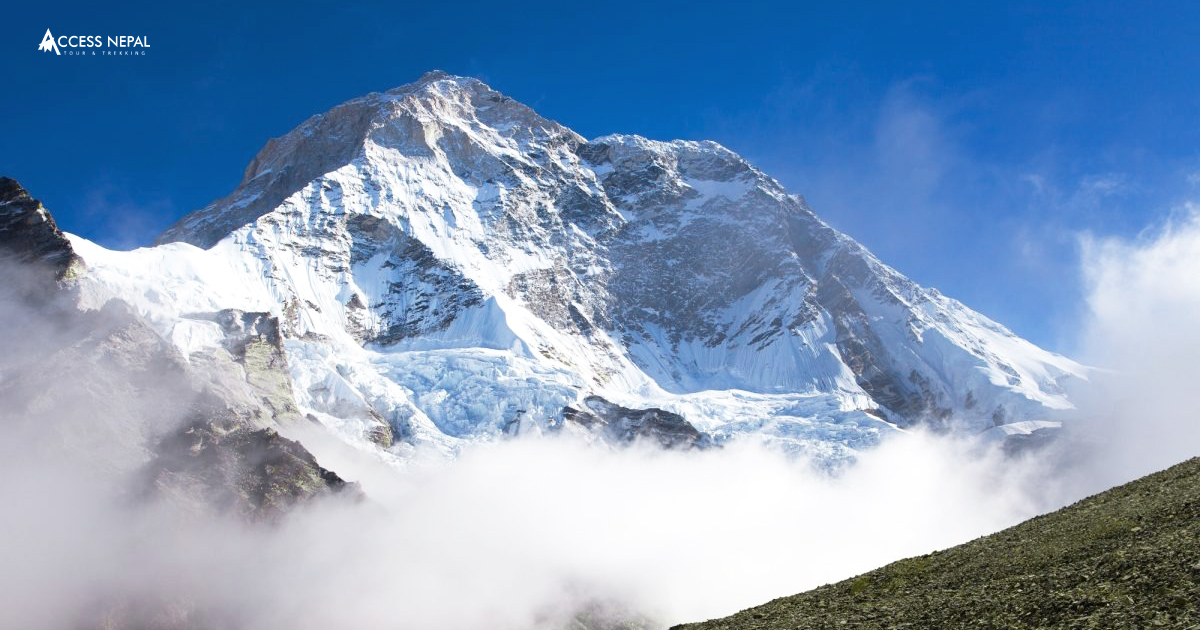 MAKALU