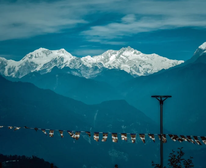 kanchenjunga trek cost