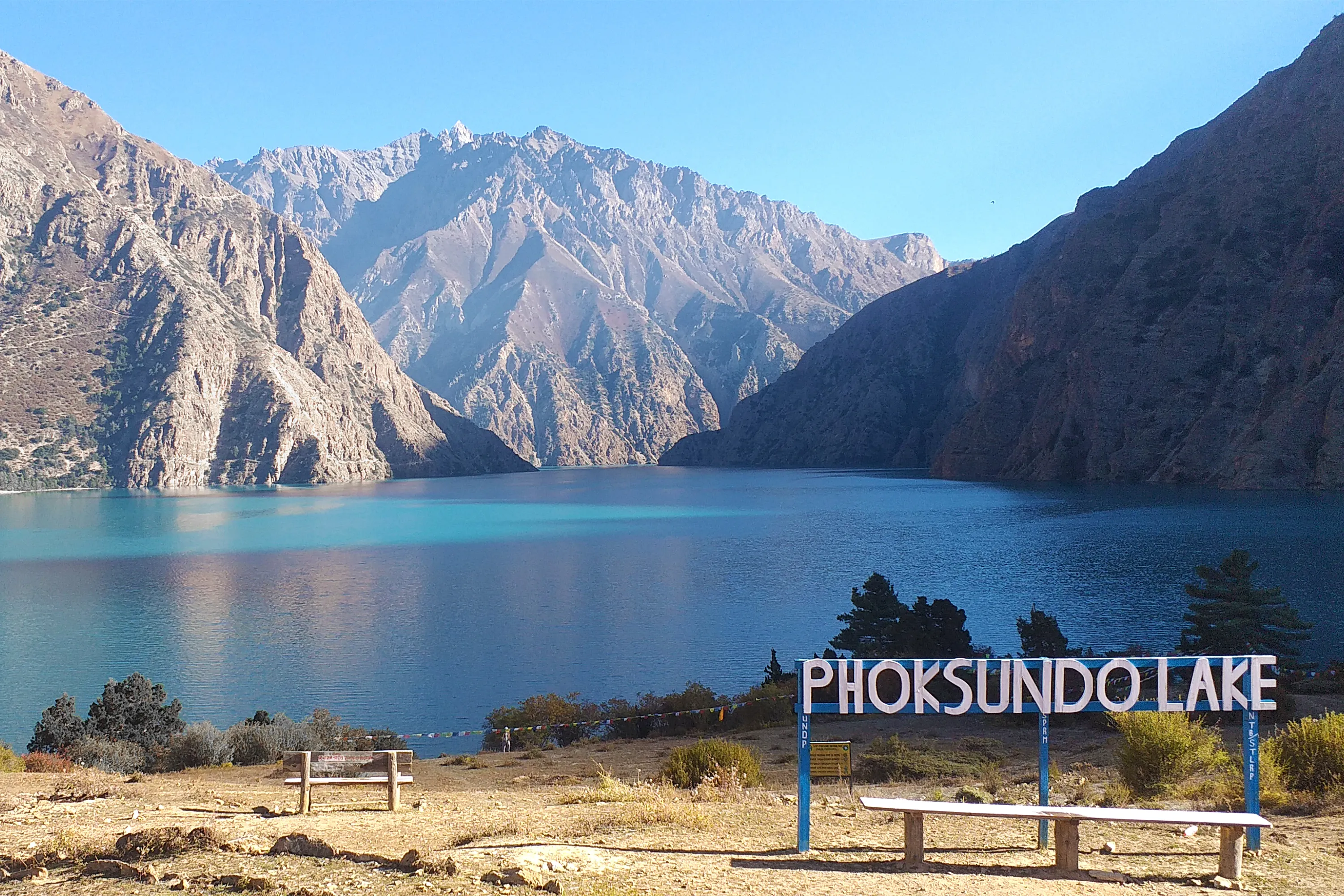 phoksundo lake 2