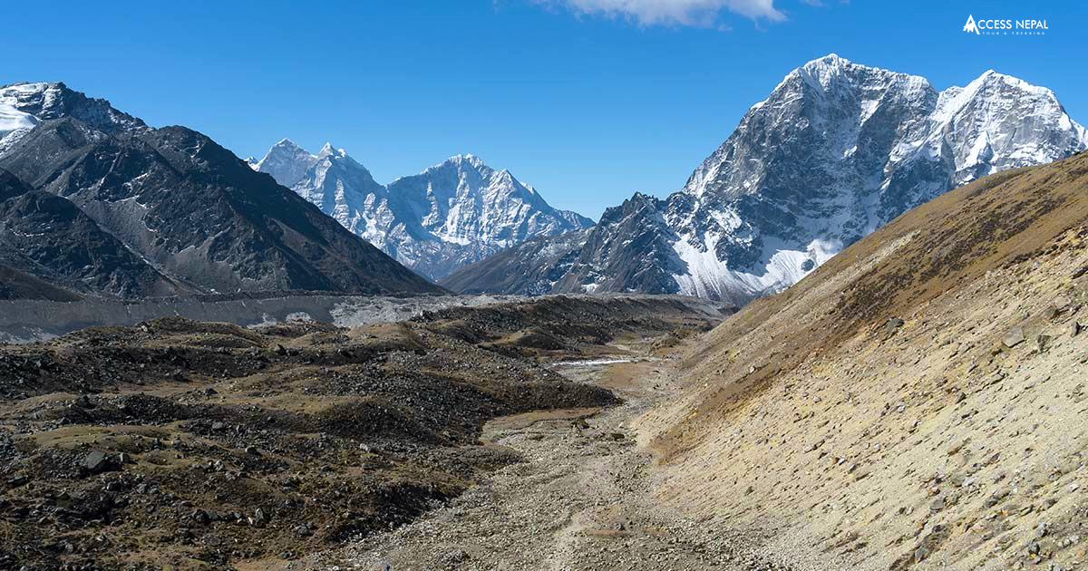 Lobuche.