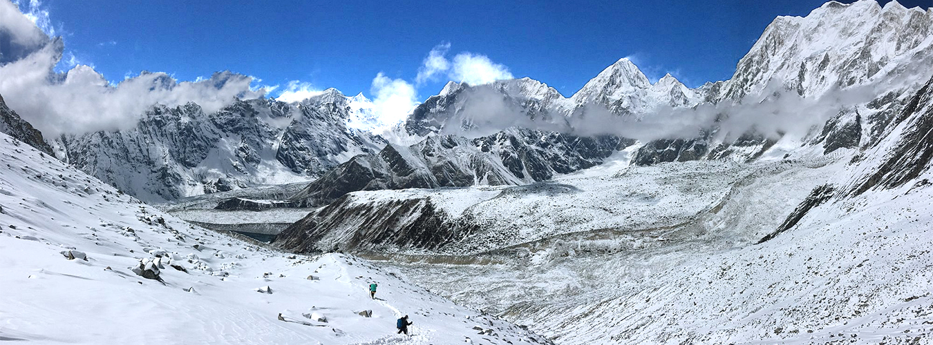 Manaslu Circuit Trek in Winter