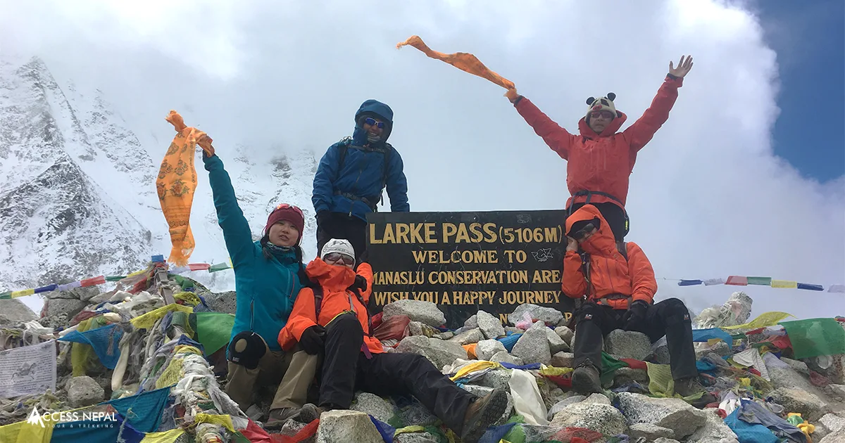 Happy Visiters in Larke La Pass