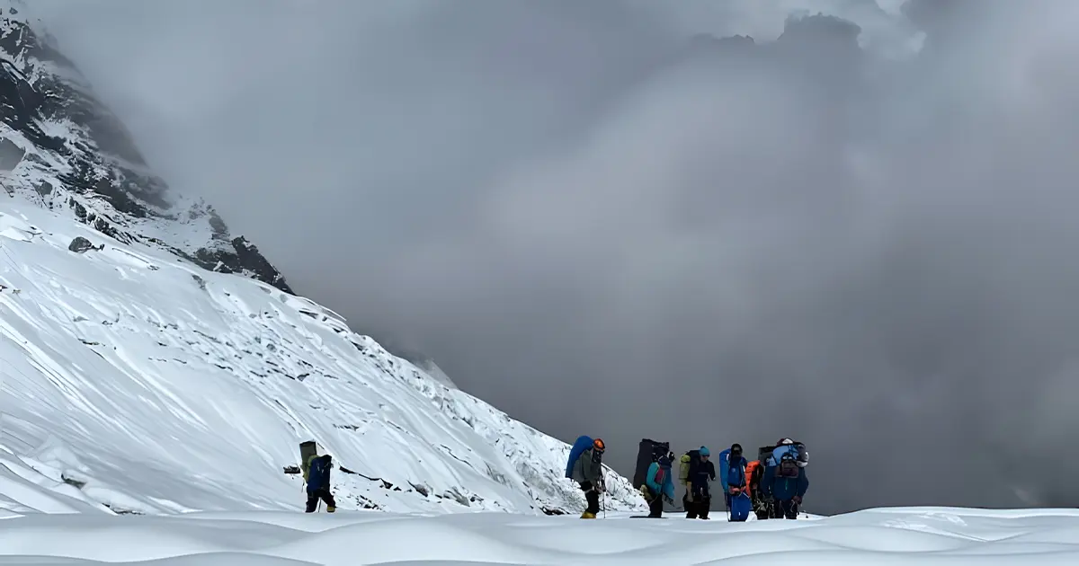 Storm clouds over Everest's summit ridge, similar to the May 1996 storm